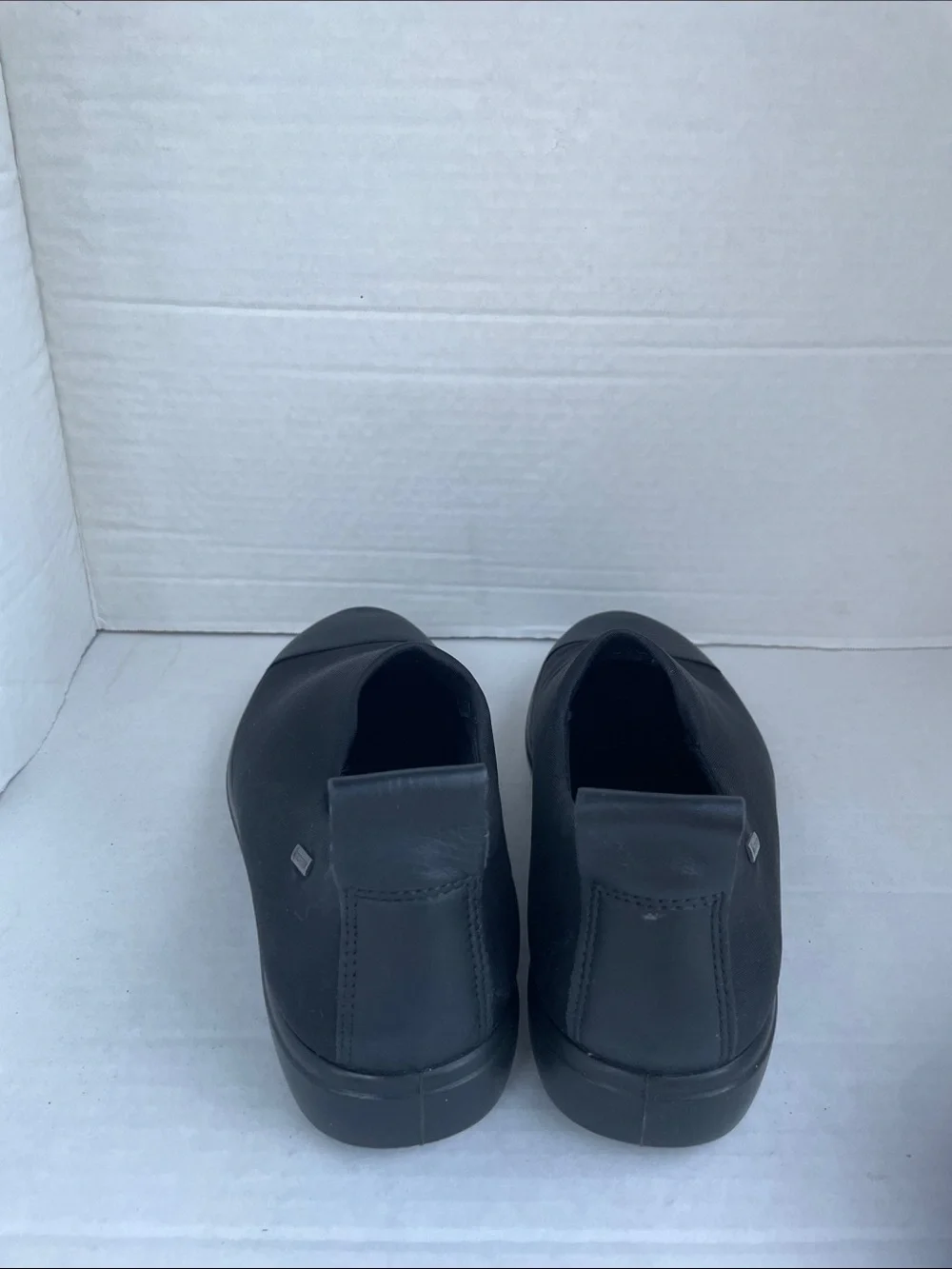 Ecco Black Slip-On Women's Sneakers